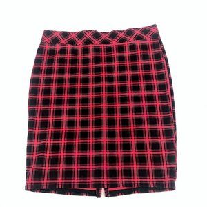 Torrid 00 10 M L  black red plaid checkered skirt